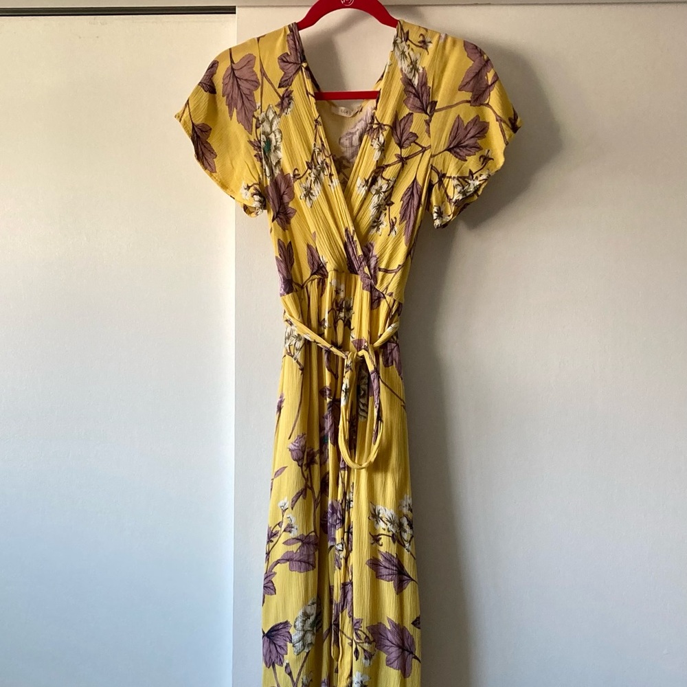 Illa illa, small full length, yellow/gold with purple & white green leaves.